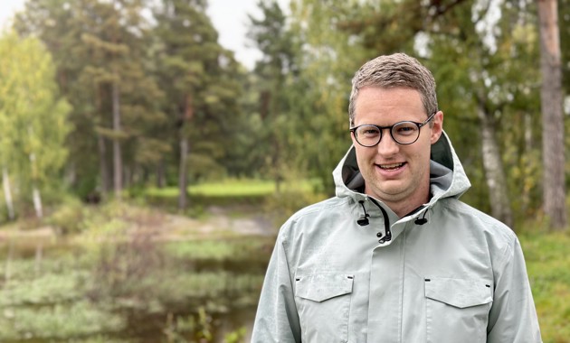 Eirik Næss er samfunns- og arealplanlegger i Ringerike kommune. Han har vært prosjektleder for arbeidet med ny bru over Petersøya. Foto: Ringerike kommune