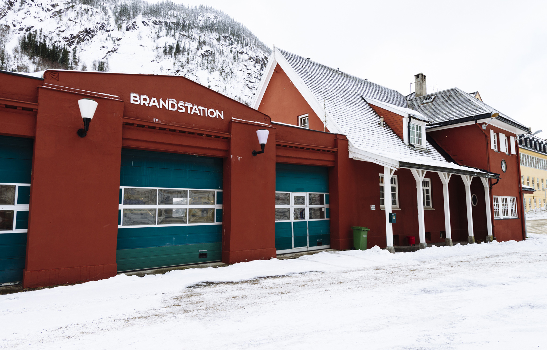Brannstasjon Rjukan Foto: Ian Brodie
