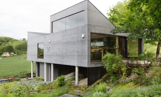 Houens fond-vinner i 2019: Våningshus Dalaker/Galta på Rennesøy (Knut Hjeltnes sivilarkitekter). Foto: Inger Marie Grini