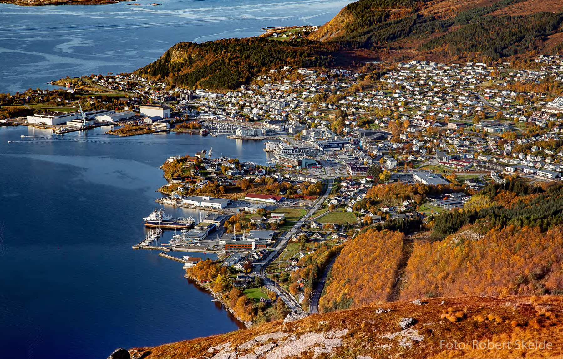 Ulsteinvik flyfoto, foto: Robert Skeide